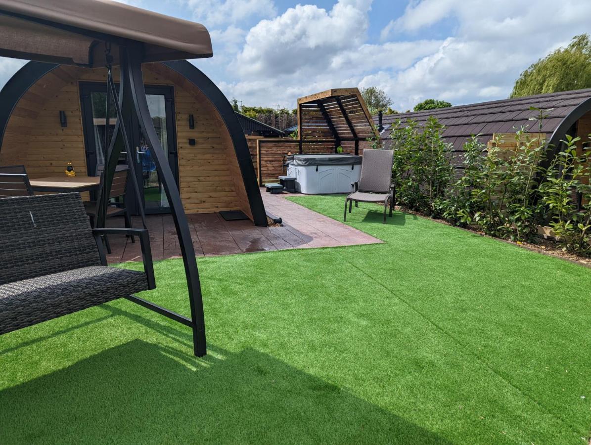 Peacock Lake Glamping Nottingham Chambre photo